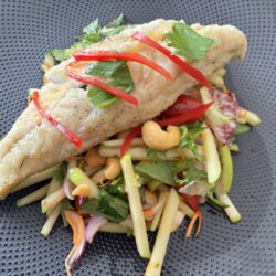 🐟 Pla Tod Nam Pla Yum Apple